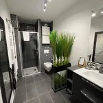 Lake Home דירה *