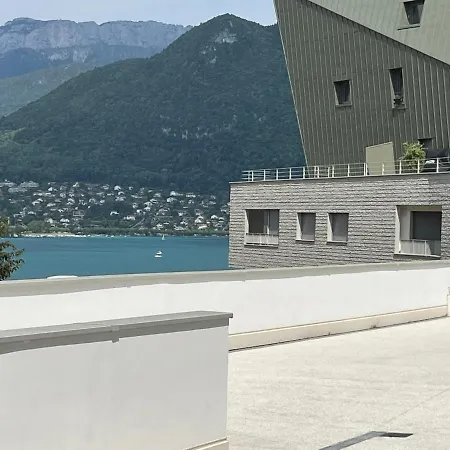 Apartment Lake Home