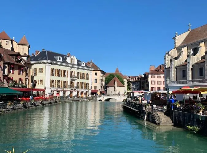 Lake Home Apartment Annecy